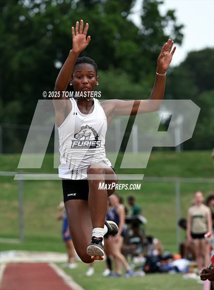 Thumbnail 3 in NCISAA D1 Championship (Long Jump) photogallery.