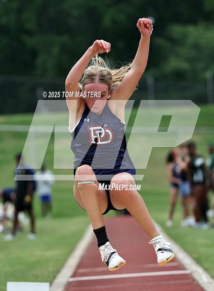 Thumbnail 3 in NCISAA D1 Championship (Long Jump) photogallery.