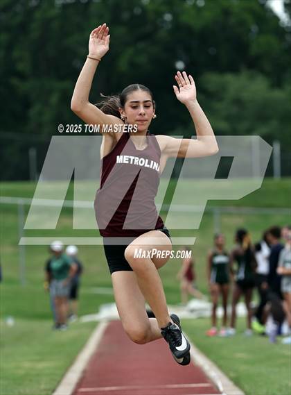 Thumbnail 2 in NCISAA D1 Championship (Long Jump) photogallery.