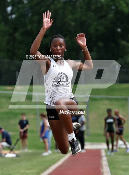 Thumbnail 2 in NCISAA D1 Championship (Long Jump) photogallery.
