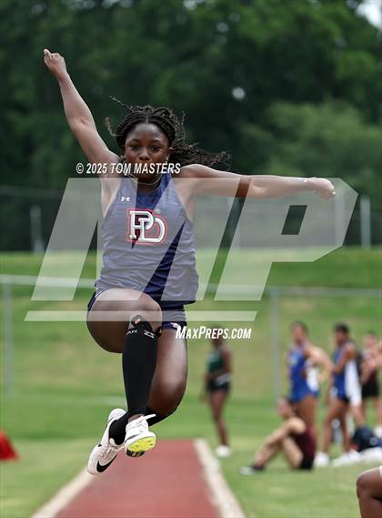 Thumbnail 2 in NCISAA D1 Championship (Long Jump) photogallery.