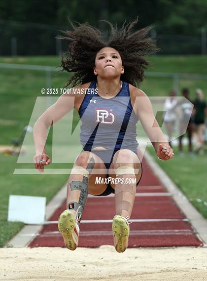 Thumbnail 2 in NCISAA D1 Championship (Long Jump) photogallery.