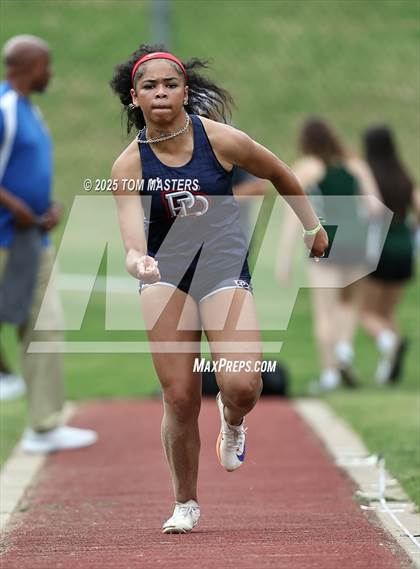 Thumbnail 2 in NCISAA D1 Championship (Long Jump) photogallery.
