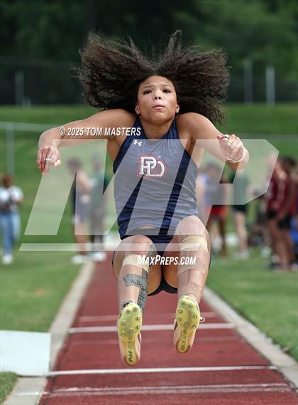 Thumbnail 2 in NCISAA D1 Championship (Long Jump) photogallery.