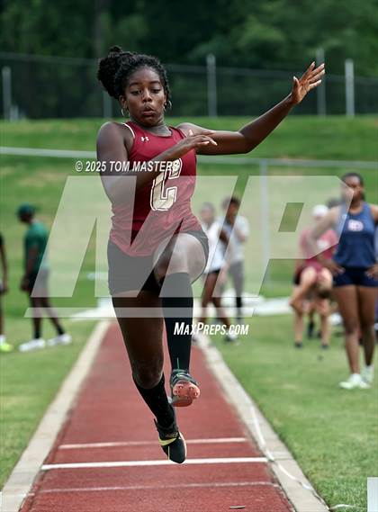 Thumbnail 2 in NCISAA D1 Championship (Long Jump) photogallery.