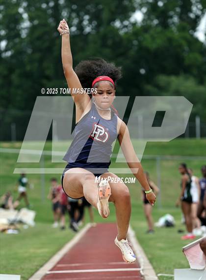 Thumbnail 1 in NCISAA D1 Championship (Long Jump) photogallery.