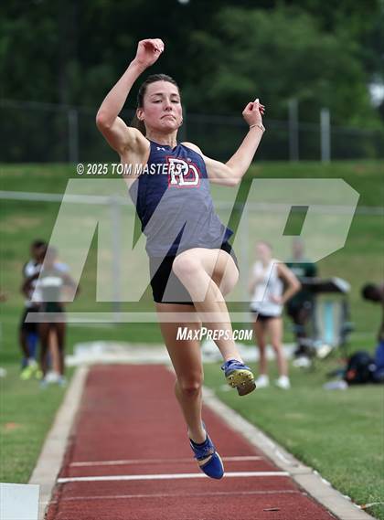 Thumbnail 2 in NCISAA D1 Championship (Long Jump) photogallery.