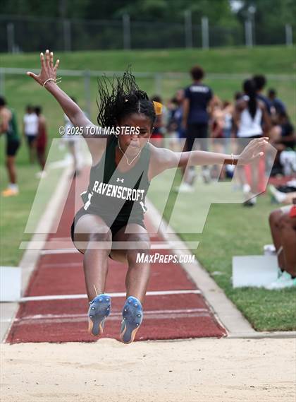 Thumbnail 1 in NCISAA D1 Championship (Long Jump) photogallery.
