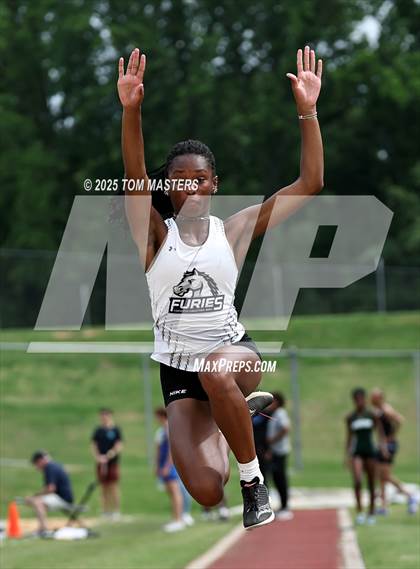 Thumbnail 3 in NCISAA D1 Championship (Long Jump) photogallery.