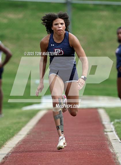 Thumbnail 3 in NCISAA D1 Championship (Long Jump) photogallery.