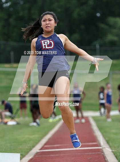 Thumbnail 2 in NCISAA D1 Championship (Long Jump) photogallery.