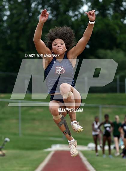 Thumbnail 3 in NCISAA D1 Championship (Long Jump) photogallery.