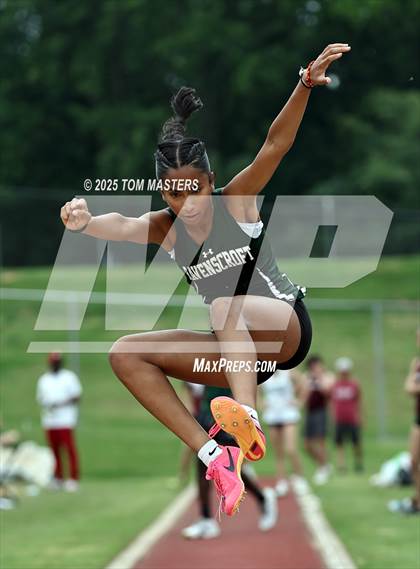 Thumbnail 2 in NCISAA D1 Championship (Long Jump) photogallery.