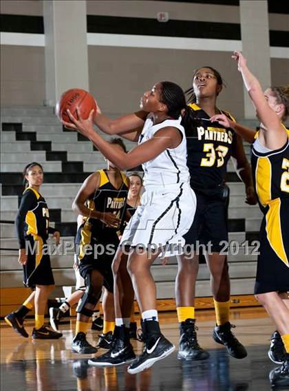 Thumbnail 1 in Plano East @ Hebron photogallery.