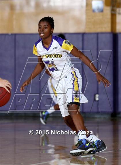 Thumbnail 3 in Valencia vs. Lynwood (CIF SS Playoffs) photogallery.