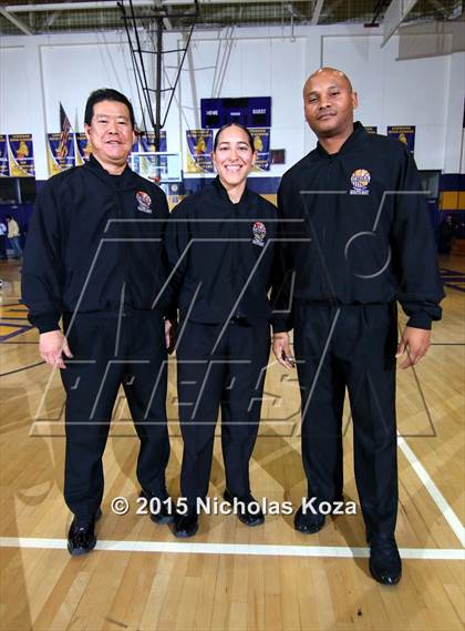 Thumbnail 2 in Valencia vs. Lynwood (CIF SS Playoffs) photogallery.