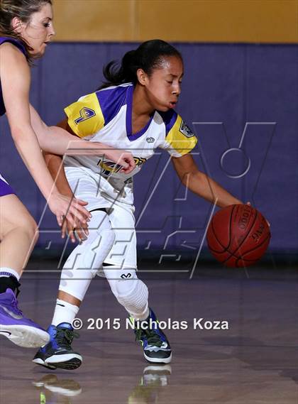 Thumbnail 3 in Valencia vs. Lynwood (CIF SS Playoffs) photogallery.