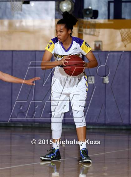 Thumbnail 2 in Valencia vs. Lynwood (CIF SS Playoffs) photogallery.