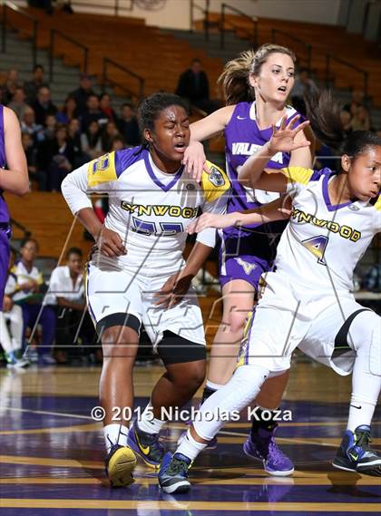 Thumbnail 3 in Valencia vs. Lynwood (CIF SS Playoffs) photogallery.