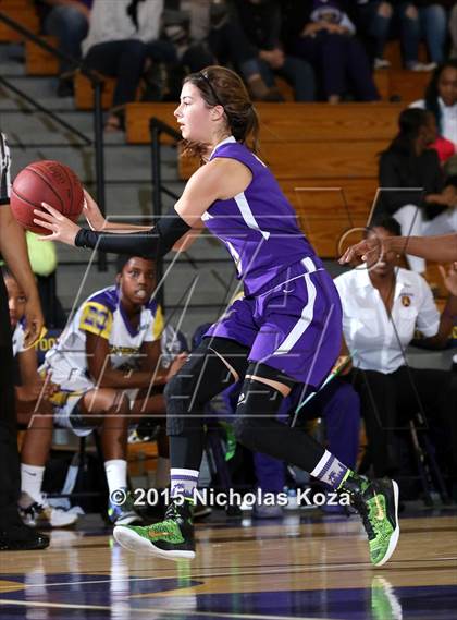 Thumbnail 1 in Valencia vs. Lynwood (CIF SS Playoffs) photogallery.
