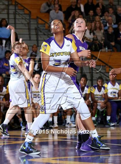 Thumbnail 3 in Valencia vs. Lynwood (CIF SS Playoffs) photogallery.