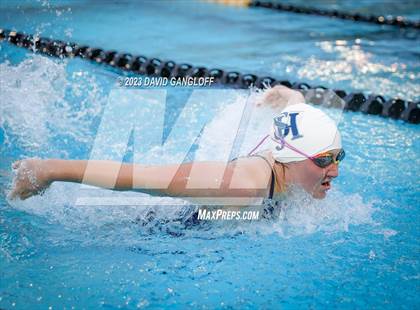 Thumbnail 1 in Capistrano Valley Relays (Girls Preliminary) photogallery.