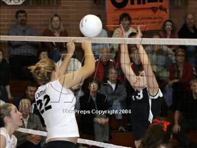 Thumbnail 3 in Granada @ Carondelet (Sec. Playoff) photogallery.