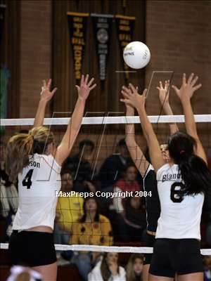 Thumbnail 1 in Granada @ Carondelet (Sec. Playoff) photogallery.