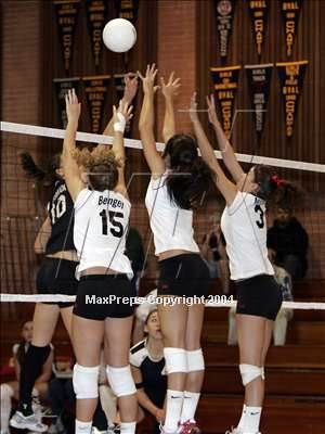 Thumbnail 1 in Granada @ Carondelet (Sec. Playoff) photogallery.