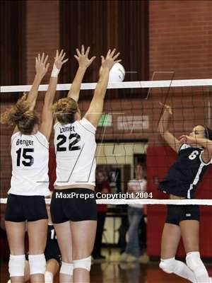 Thumbnail 2 in Granada @ Carondelet (Sec. Playoff) photogallery.