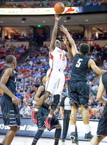 Thumbnail 2 in South Grand Prairie vs. Steele (UIL 5A Semifinal) photogallery.