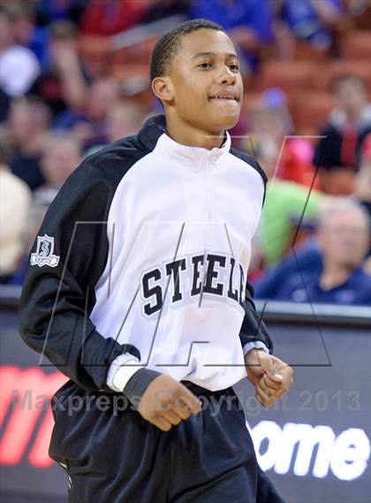 Thumbnail 3 in South Grand Prairie vs. Steele (UIL 5A Semifinal) photogallery.