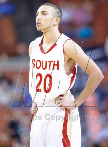 Thumbnail 1 in South Grand Prairie vs. Steele (UIL 5A Semifinal) photogallery.