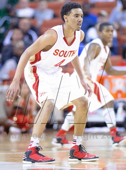 Thumbnail 3 in South Grand Prairie vs. Steele (UIL 5A Semifinal) photogallery.