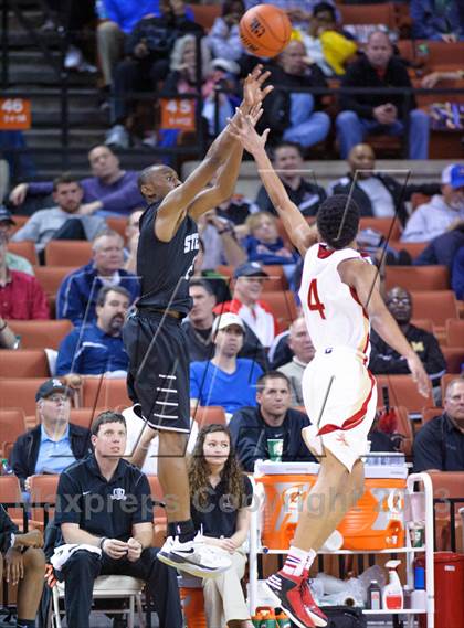 Thumbnail 3 in South Grand Prairie vs. Steele (UIL 5A Semifinal) photogallery.