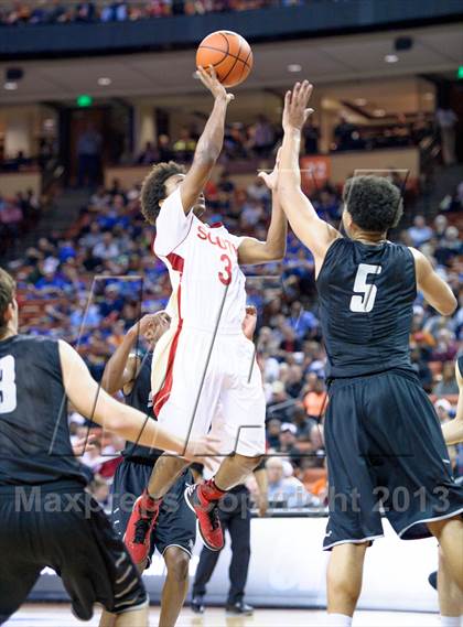 Thumbnail 1 in South Grand Prairie vs. Steele (UIL 5A Semifinal) photogallery.