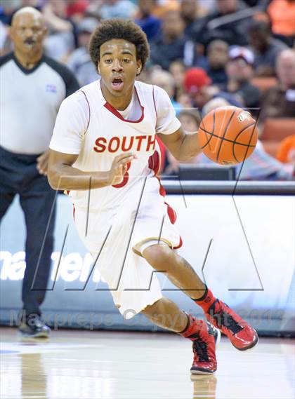 Thumbnail 1 in South Grand Prairie vs. Steele (UIL 5A Semifinal) photogallery.
