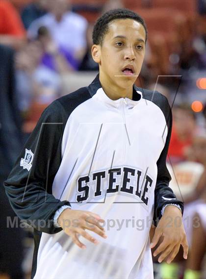 Thumbnail 2 in South Grand Prairie vs. Steele (UIL 5A Semifinal) photogallery.