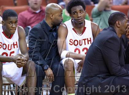 Thumbnail 1 in South Grand Prairie vs. Steele (UIL 5A Semifinal) photogallery.