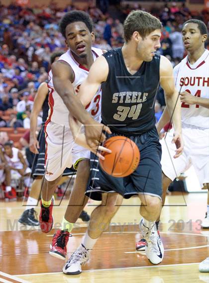 Thumbnail 3 in South Grand Prairie vs. Steele (UIL 5A Semifinal) photogallery.