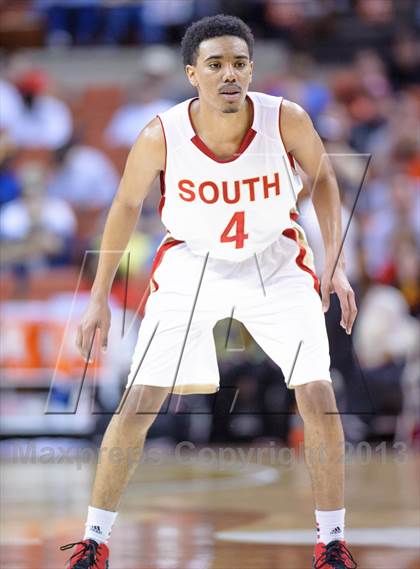 Thumbnail 3 in South Grand Prairie vs. Steele (UIL 5A Semifinal) photogallery.