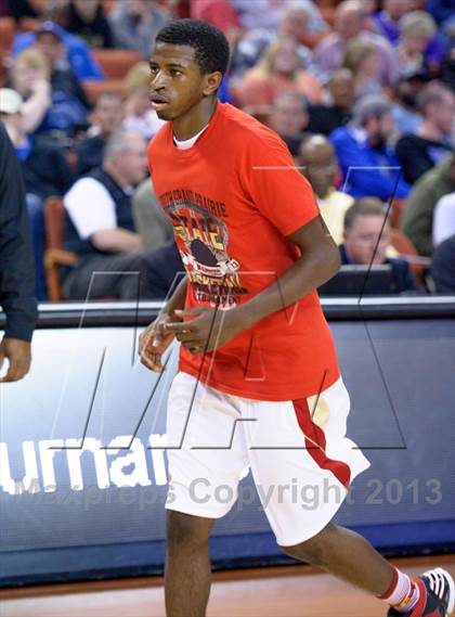 Thumbnail 1 in South Grand Prairie vs. Steele (UIL 5A Semifinal) photogallery.