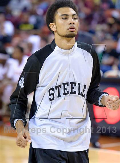 Thumbnail 1 in South Grand Prairie vs. Steele (UIL 5A Semifinal) photogallery.