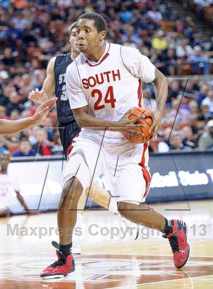Thumbnail 2 in South Grand Prairie vs. Steele (UIL 5A Semifinal) photogallery.