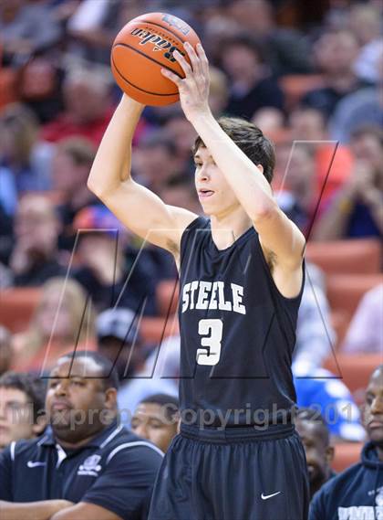 Thumbnail 2 in South Grand Prairie vs. Steele (UIL 5A Semifinal) photogallery.