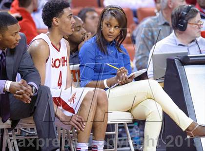 Thumbnail 3 in South Grand Prairie vs. Steele (UIL 5A Semifinal) photogallery.