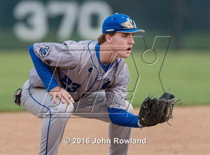 Thumbnail 3 in Lake Zurich @ Stevenson photogallery.