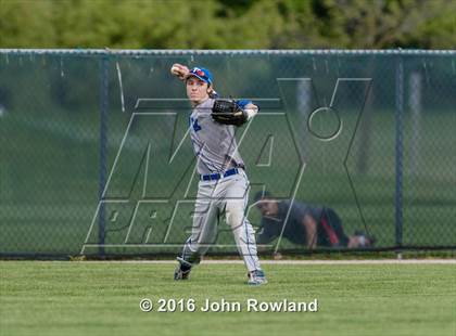 Thumbnail 3 in Lake Zurich @ Stevenson photogallery.