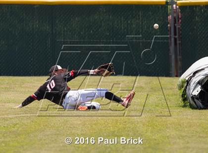 Thumbnail 2 in Lake Travis vs. Stony Point (Bi-District 6A 2nd Round) photogallery.