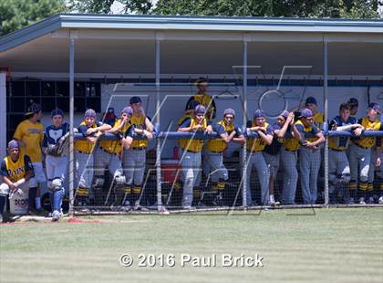 Thumbnail 1 in Lake Travis vs. Stony Point (Bi-District 6A 2nd Round) photogallery.